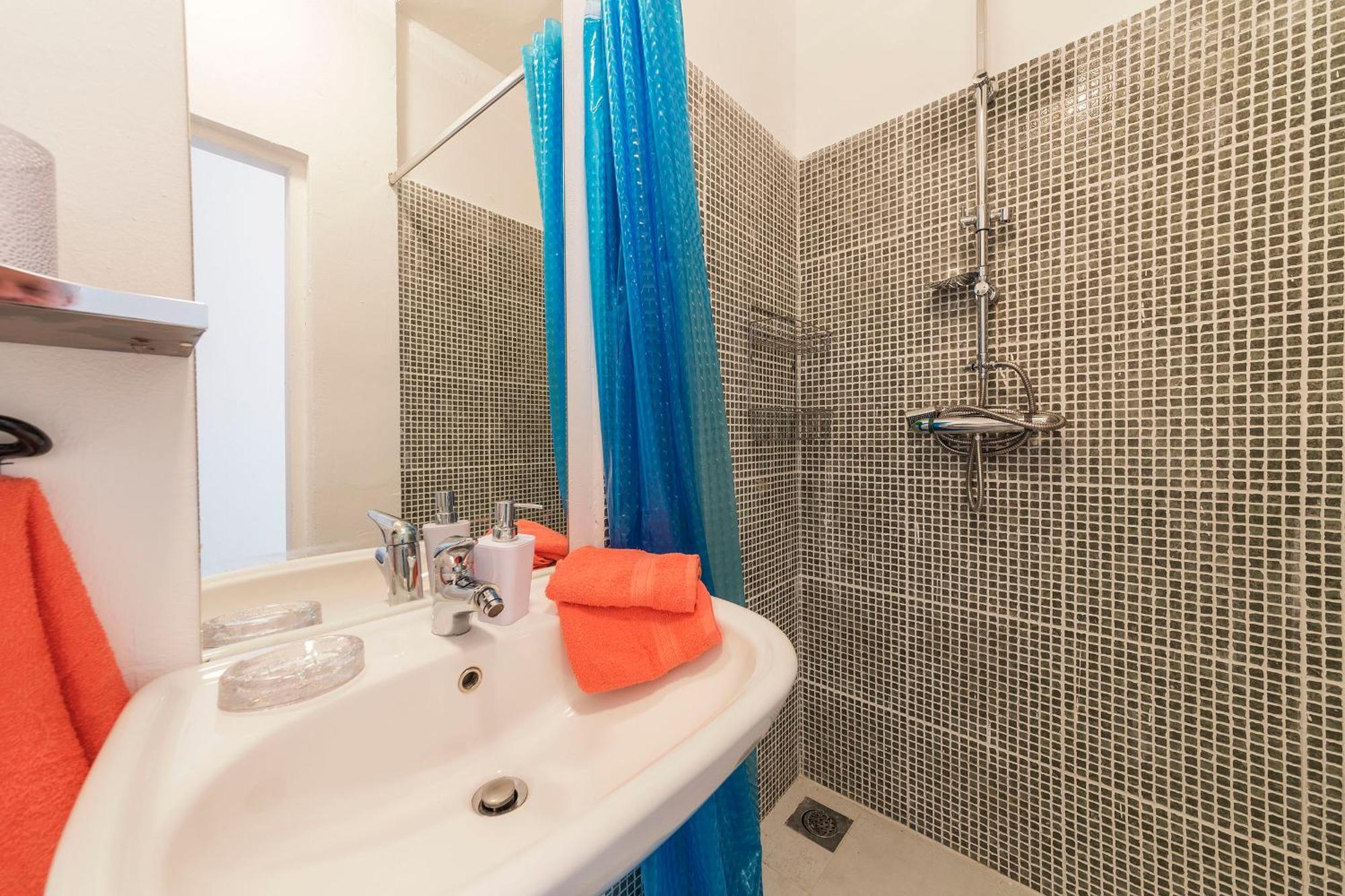Apartments Chiara Mit Meerblick Und Pool Und Jacuzzi Lovran Exterior foto