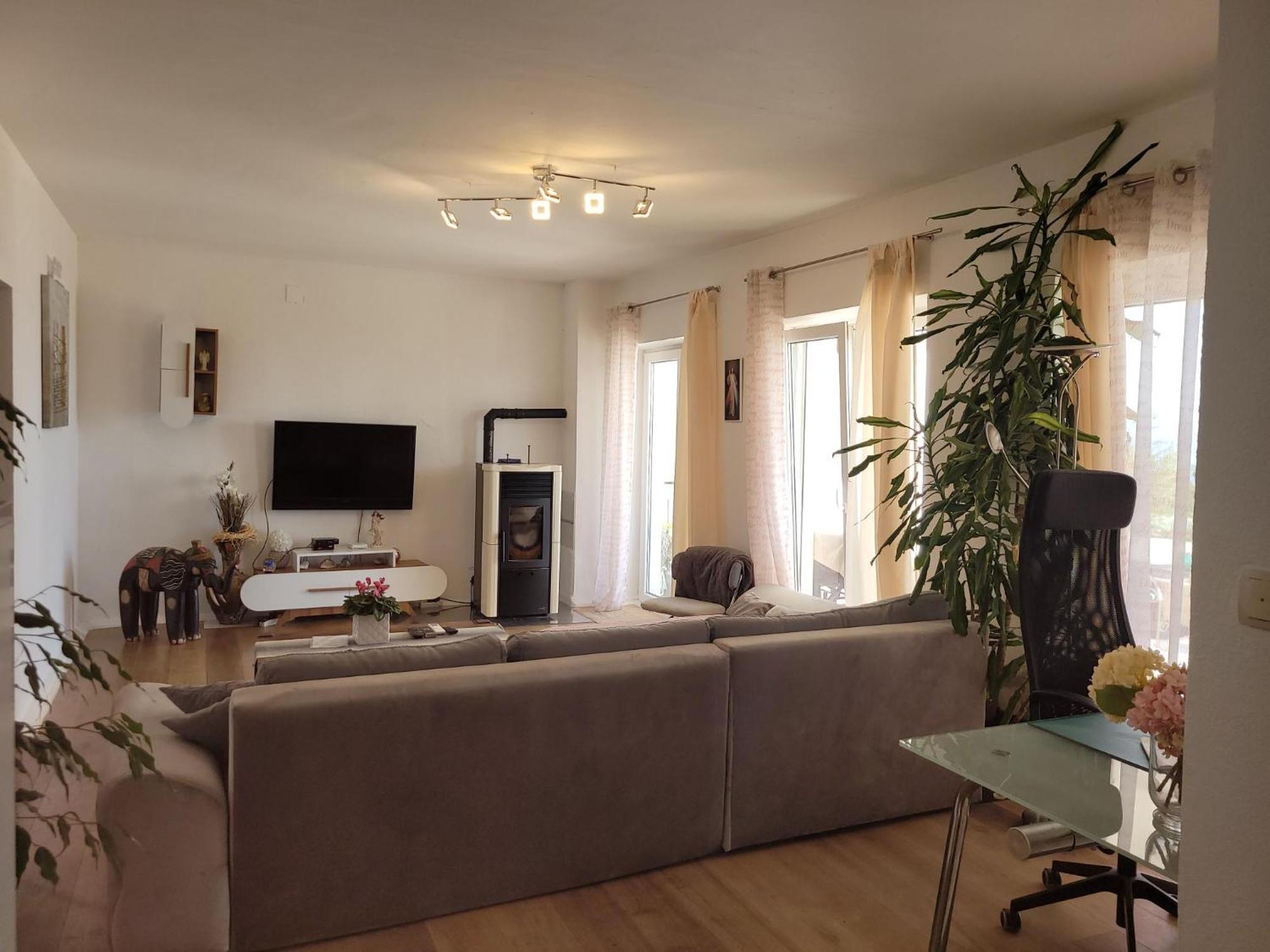 Apartments Chiara Mit Meerblick Und Pool Und Jacuzzi Lovran Exterior foto