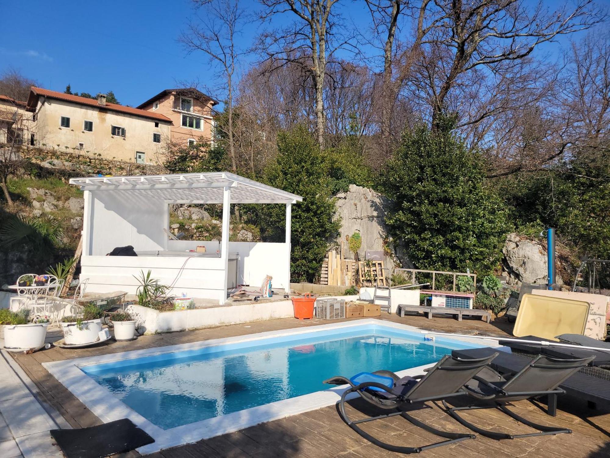 Apartments Chiara Mit Meerblick Und Pool Und Jacuzzi Lovran Exterior foto